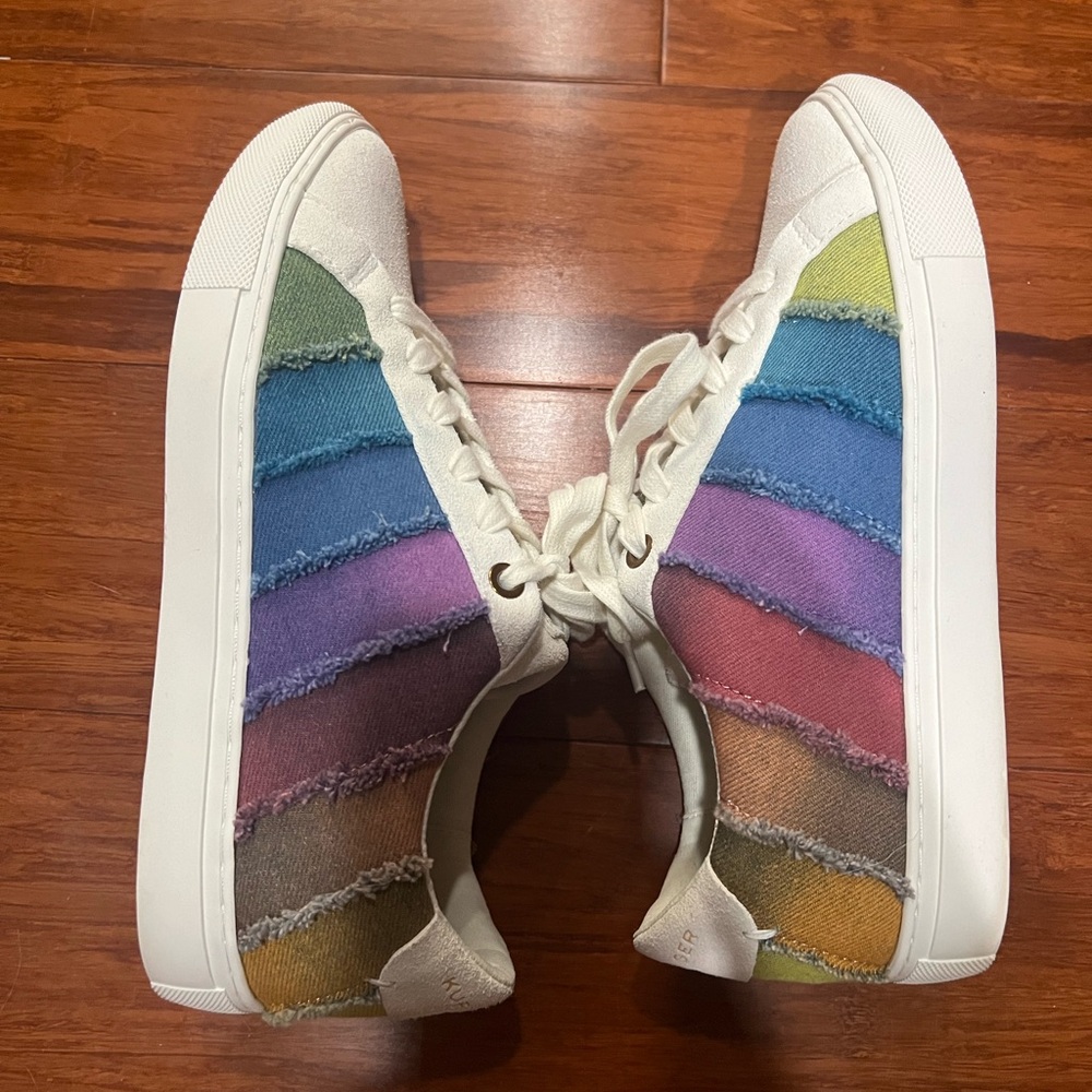 Kurt Geiger London Lane Stripe Sneaker Size 41EU - Picture 6 of 7